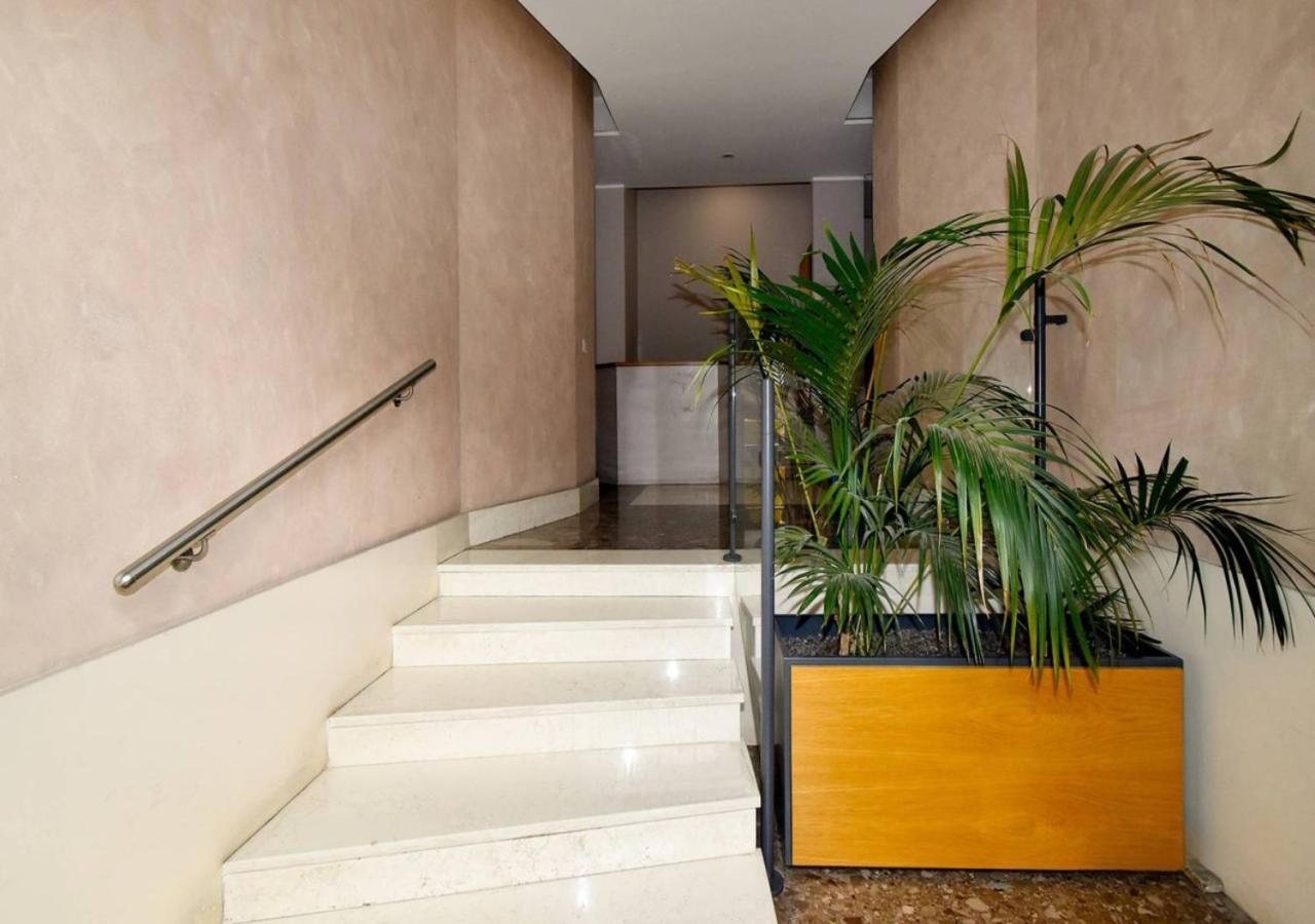 מילאנו Metro Famagosta - Modern Suite Free Wifi & Parking מראה חיצוני תמונה